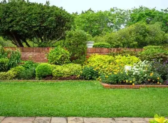 landscaping services Senecaville